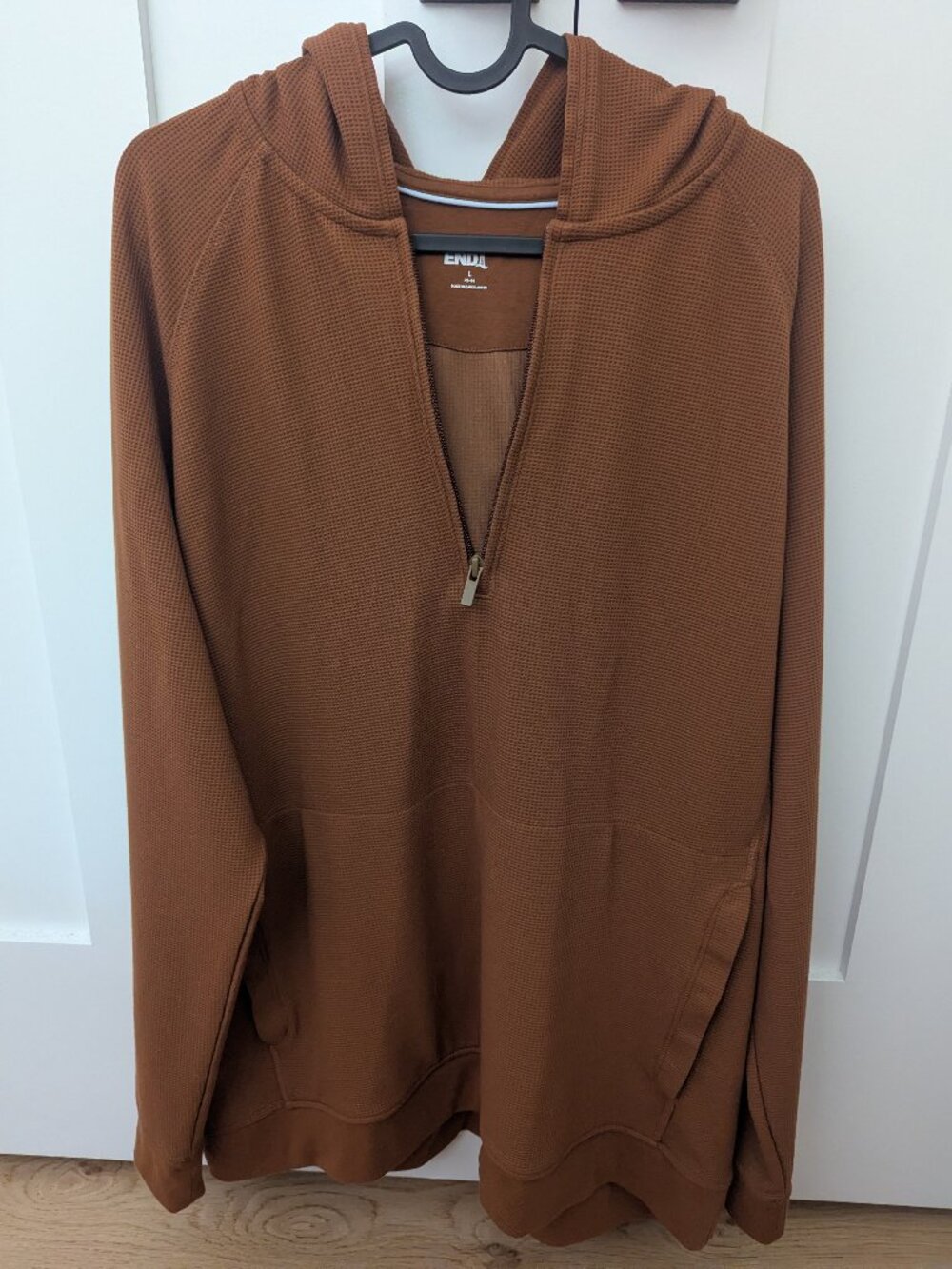 Soft Waffle Knit Lightweight Hoodie - Like New Size L